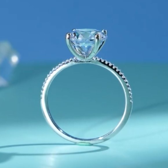 Luxury Sterling Silver Engagement Ring 3CT‎ - Picture 10 of 12